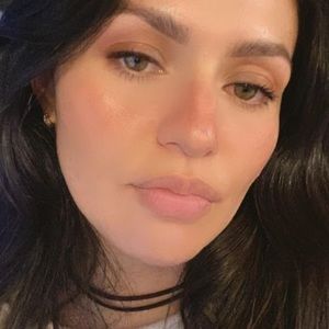 Meet your Posher, Cris